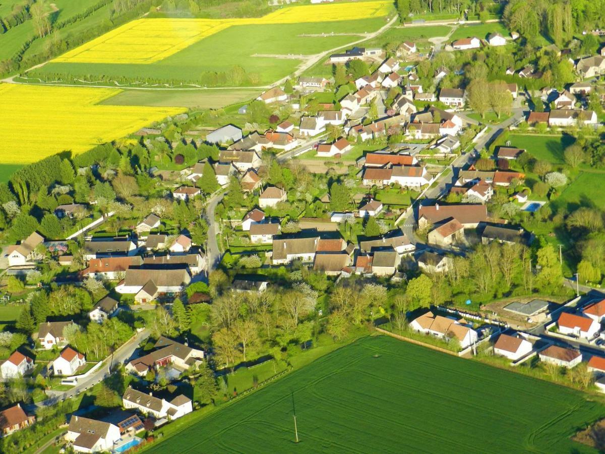 La Grange Aux Ecureuils Levernois Exterior foto